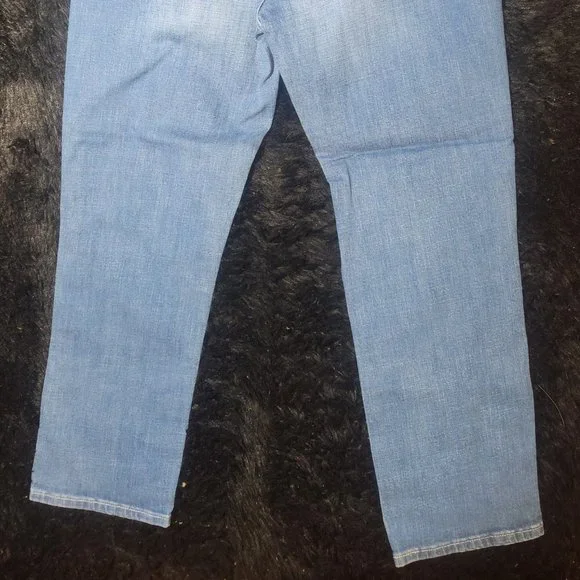 Levis white tag ladies' mid-rise skinny jeans, size 12, 30" waist - Picture 3 of 13